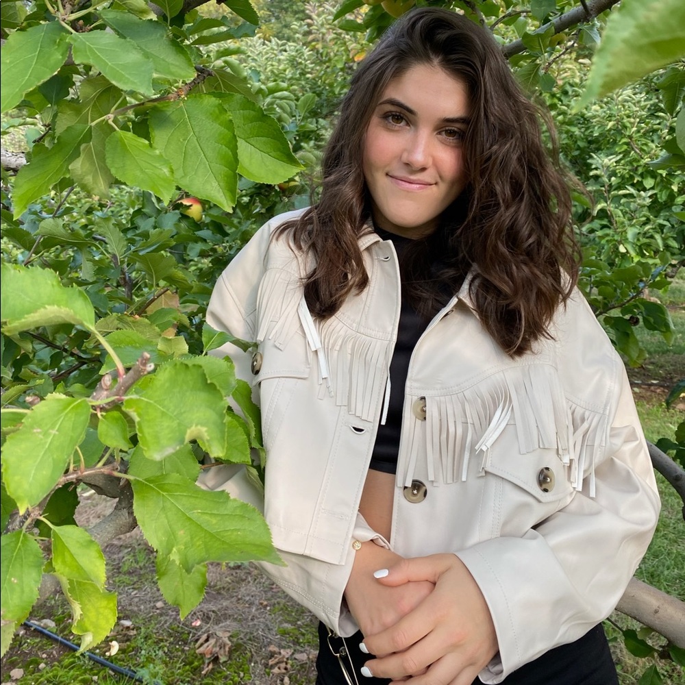 Meet your Posher, Molly